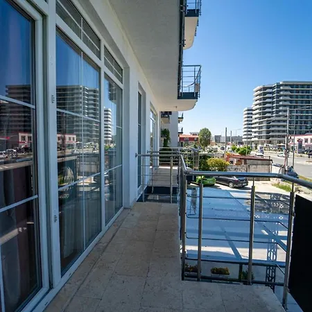 Szálloda Marina Bay *